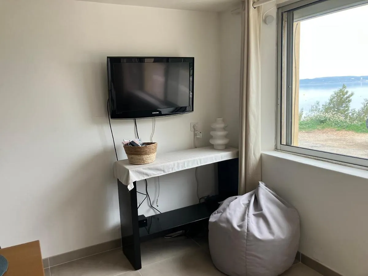 T3 Les Pieds Dans L'Eau Apartment Istres France